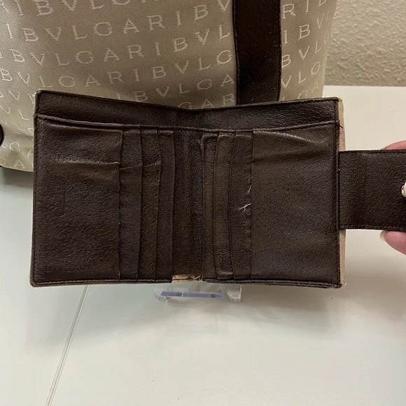 Bvlgari Tote & Matching Wallet - Picture 14 of 17